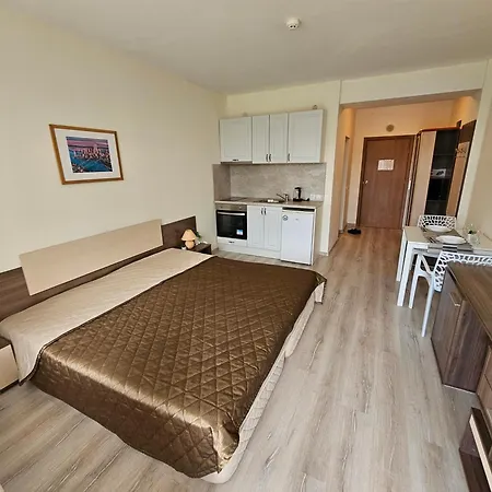Elena 446 Apartmán *